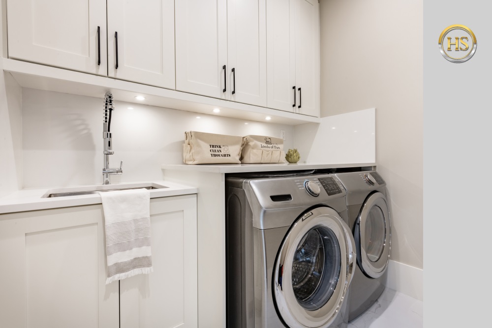 Staging a Laundry Room