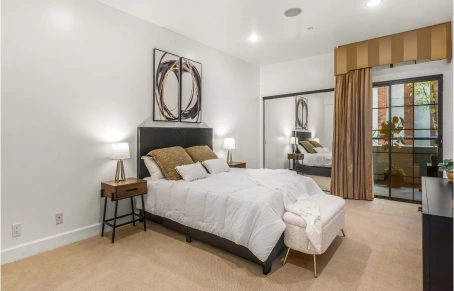 Beverly Hills, CA 90211