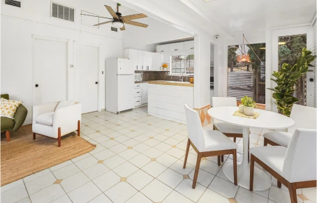 Canoga Park, CA 91303